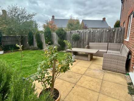 Cotefield Drive, Bodicote, Image 13