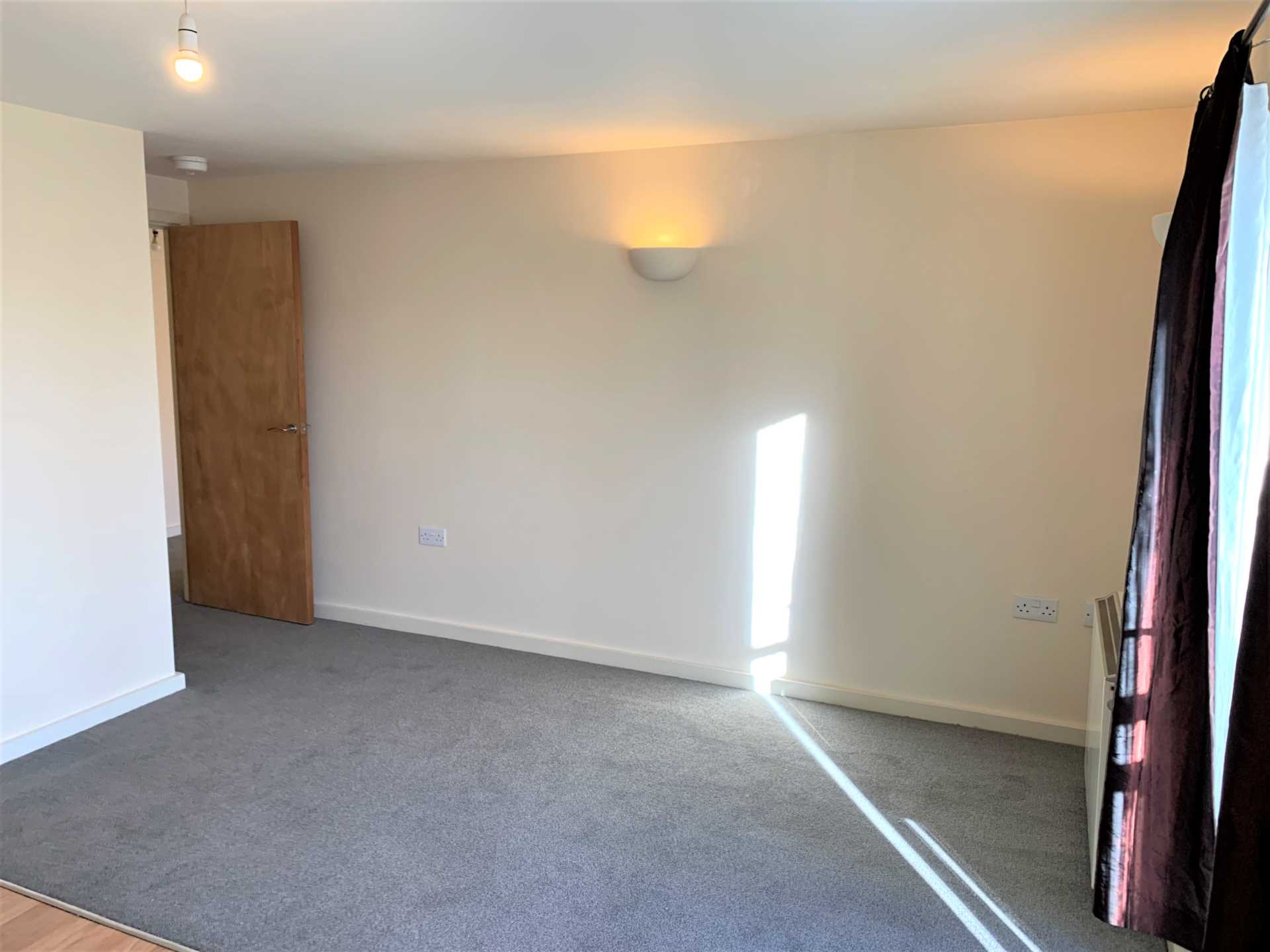 Counting House, Calthorpe Street, Image 4