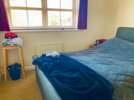 Balmoral Drive, Image 4