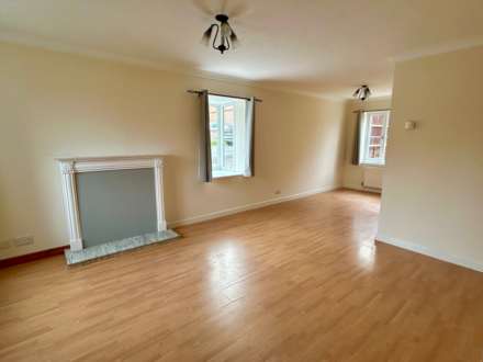 Frensham Close, Banbury, Image 4