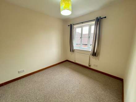 Frensham Close, Banbury, Image 7