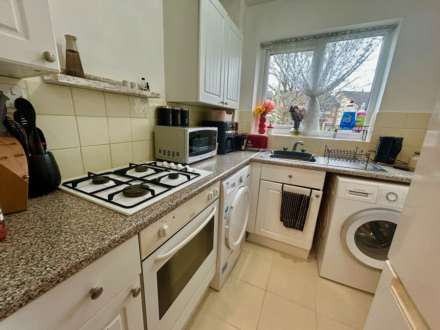 Glyndebourne Gardens, Banbury, Image 3