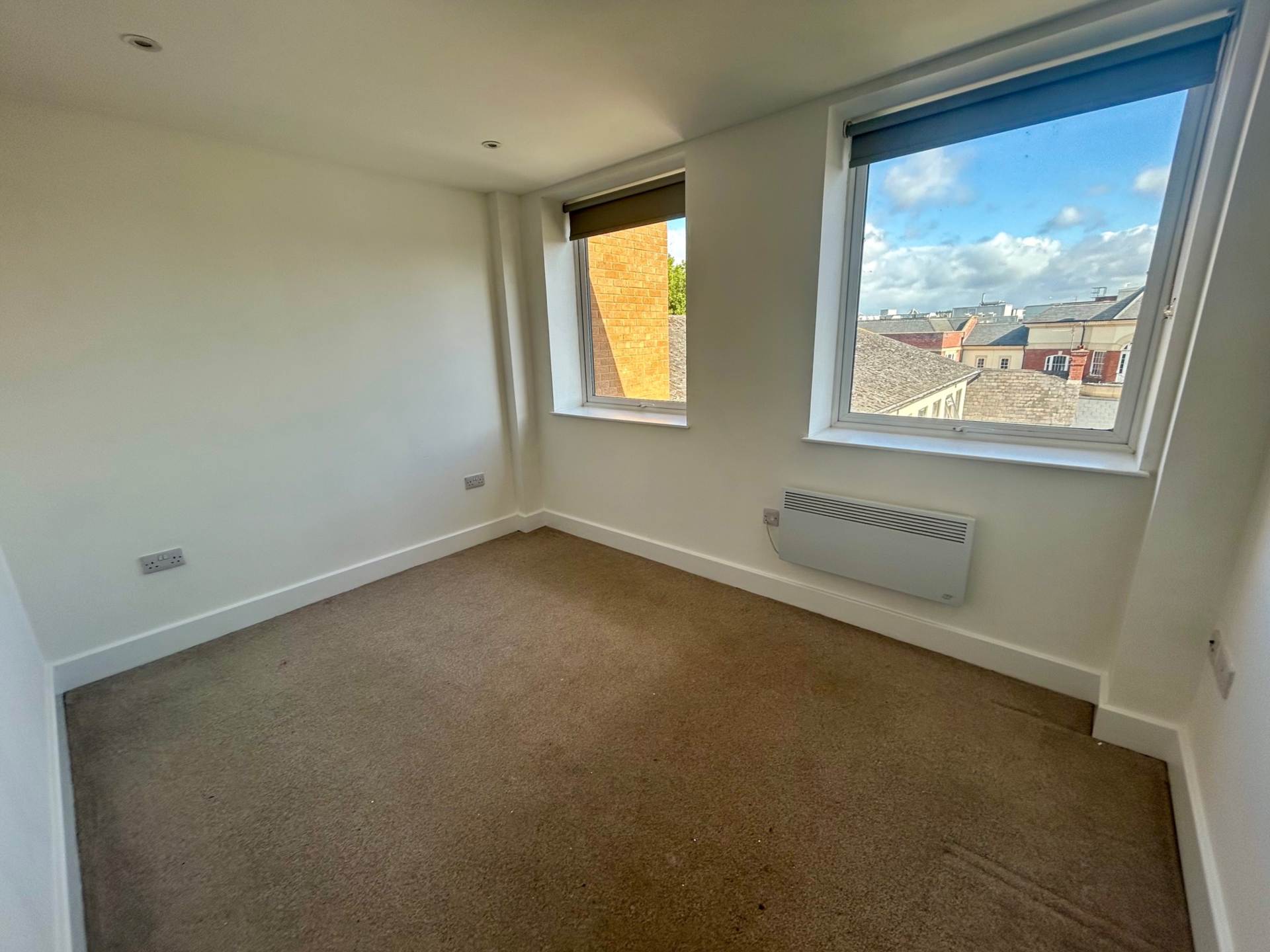 44 Crown House, Banbury, Image 5