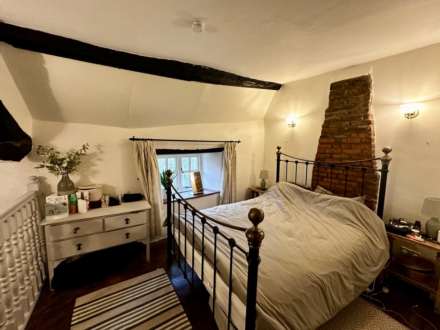 Stone's Throw Cottage, Mollington, Image 11