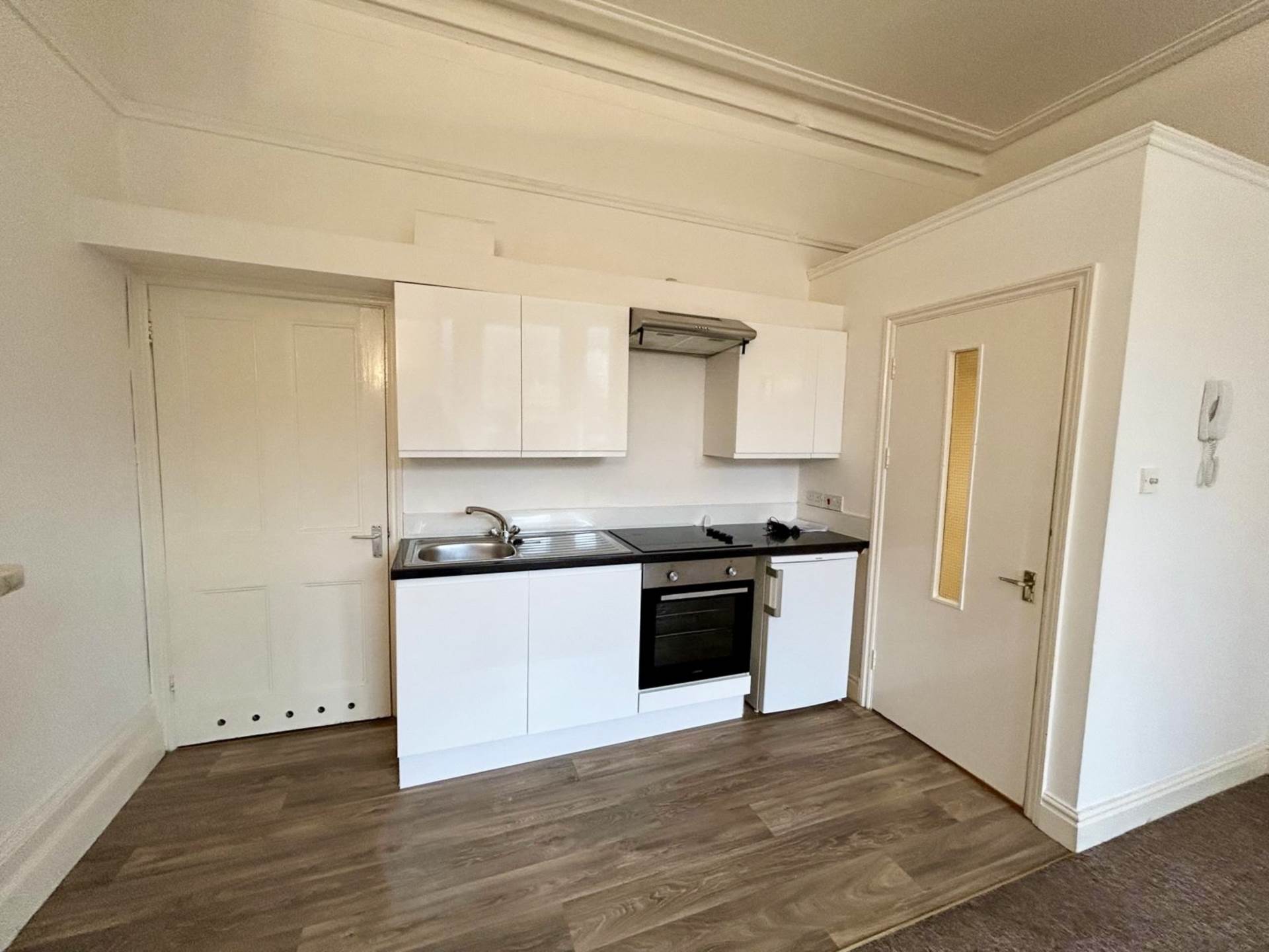 St. Johns House, Banbury, Image 3