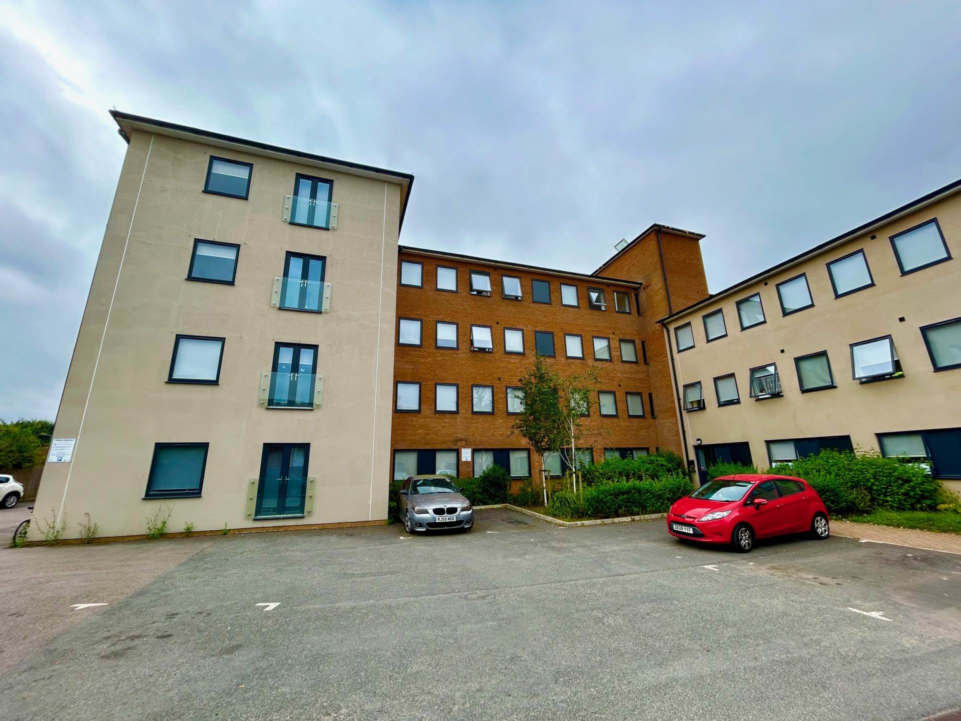 24 Crown House, Image 1