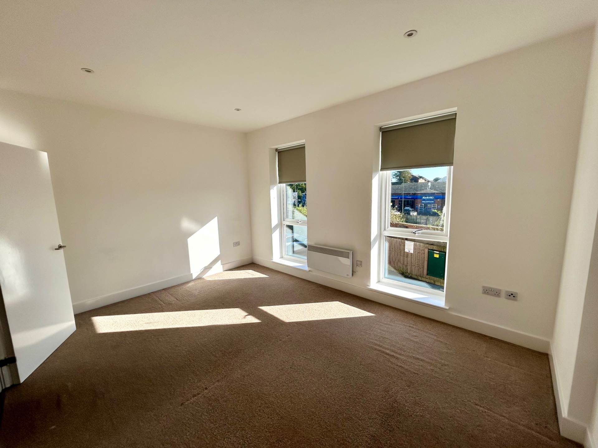 24 Crown House, Image 6