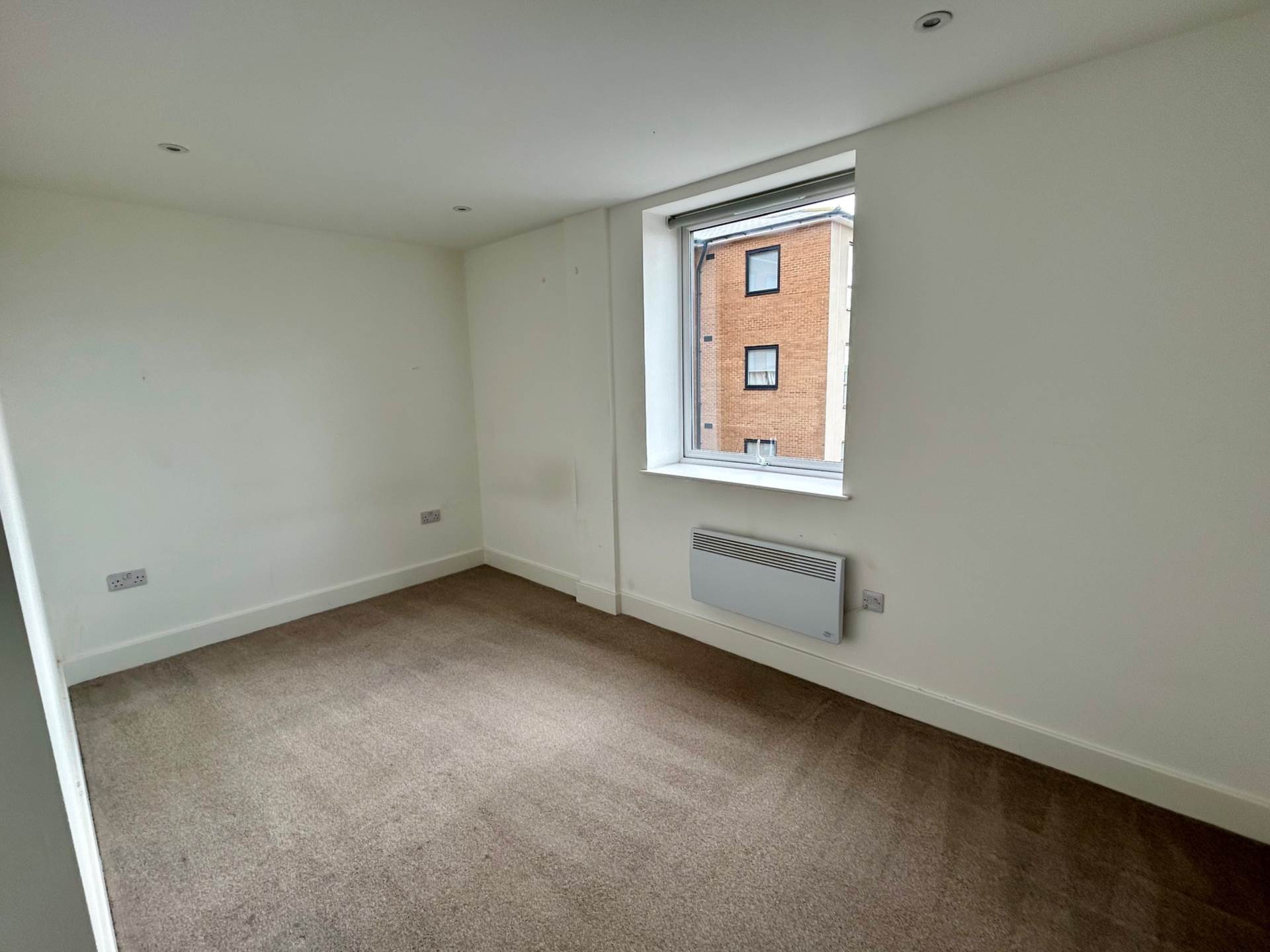 Crown House, Banbury town centre, Image 3