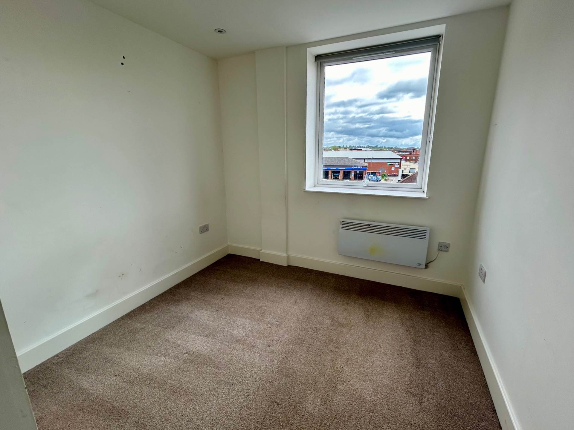 Crown House, Banbury town centre, Image 4