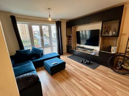 Rosemary Drive, Banbury, Image 2