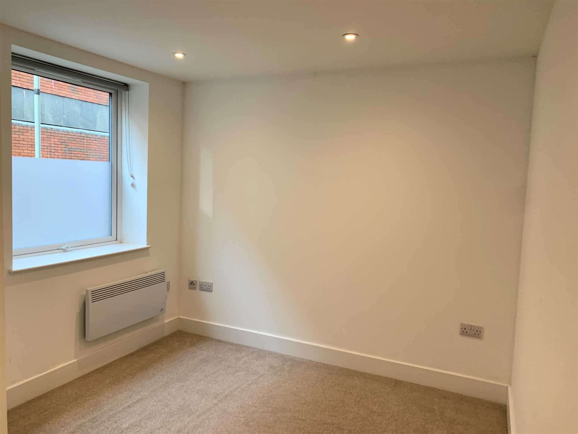 Crown House, Image 4