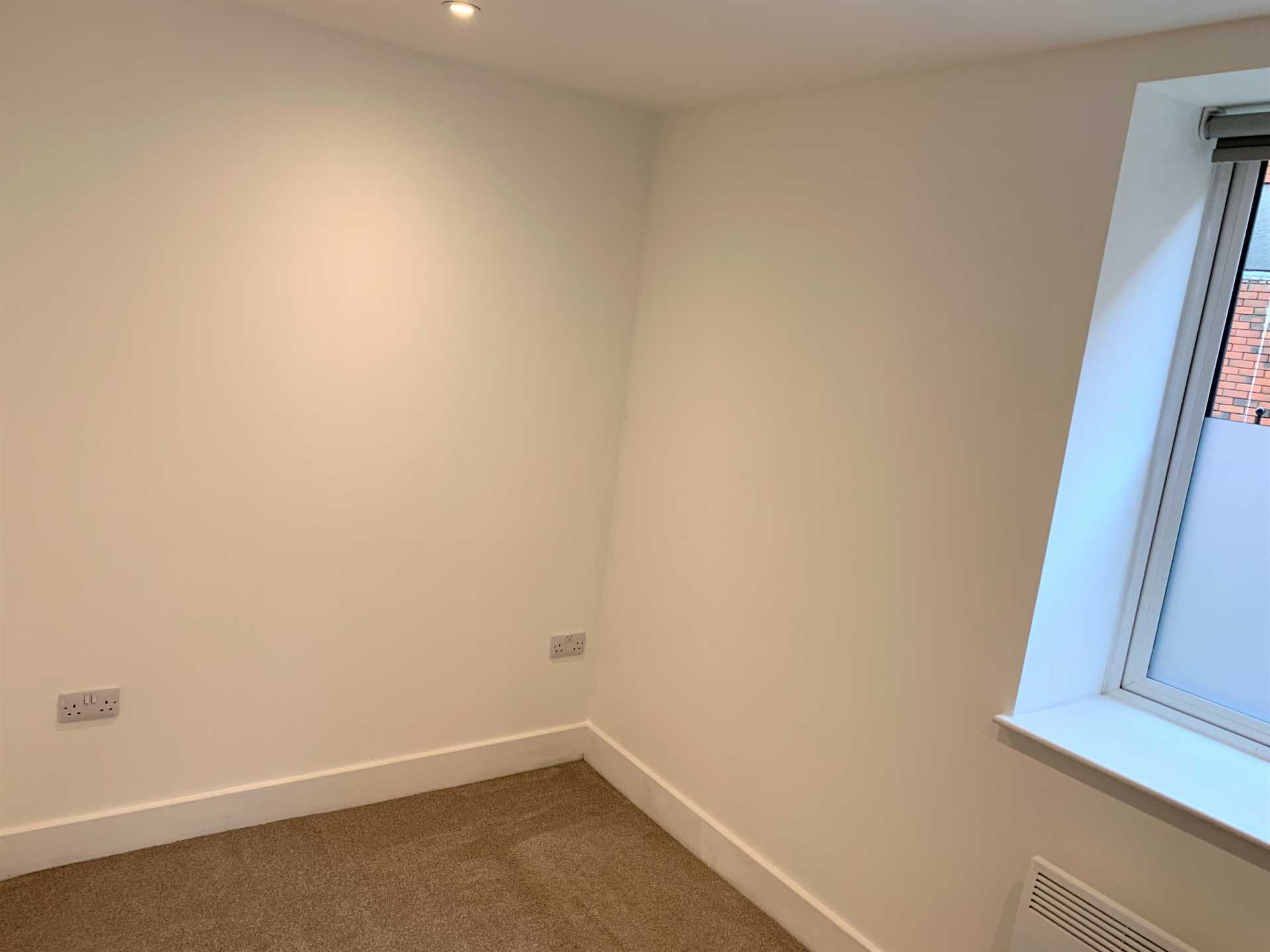 Crown House, Image 5