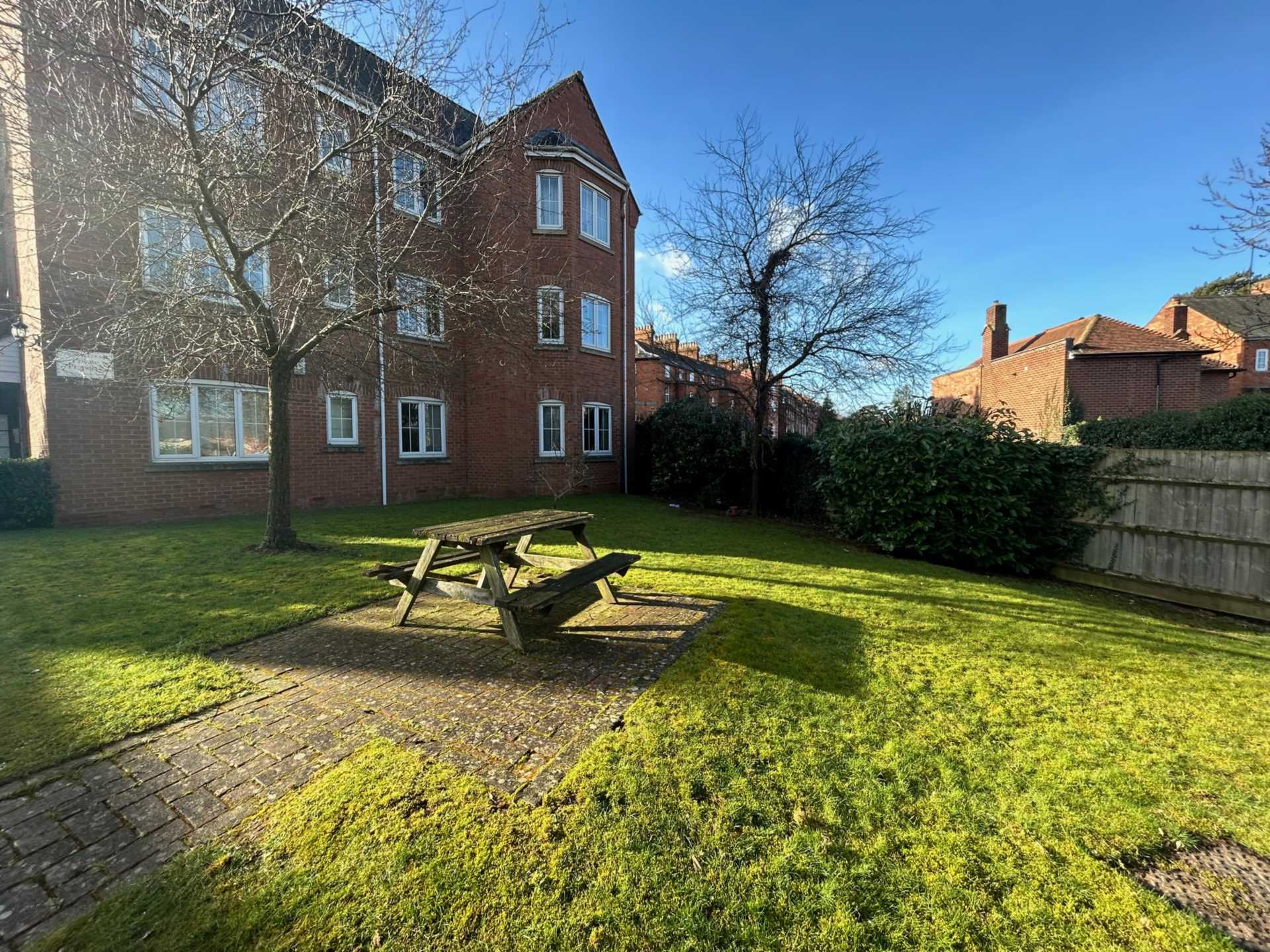 Fiennes Court, Banbury, Image 8