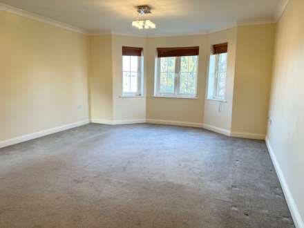 Fiennes Court, Banbury, Image 3