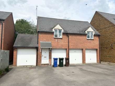 Sir Henry Jake Close, Banbury