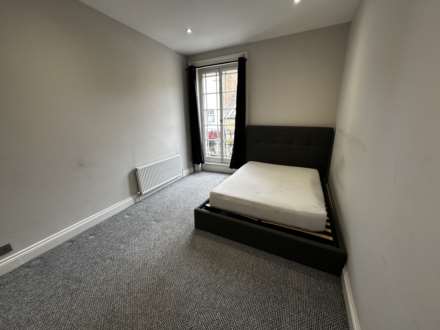 High Street, Banbury, Image 2