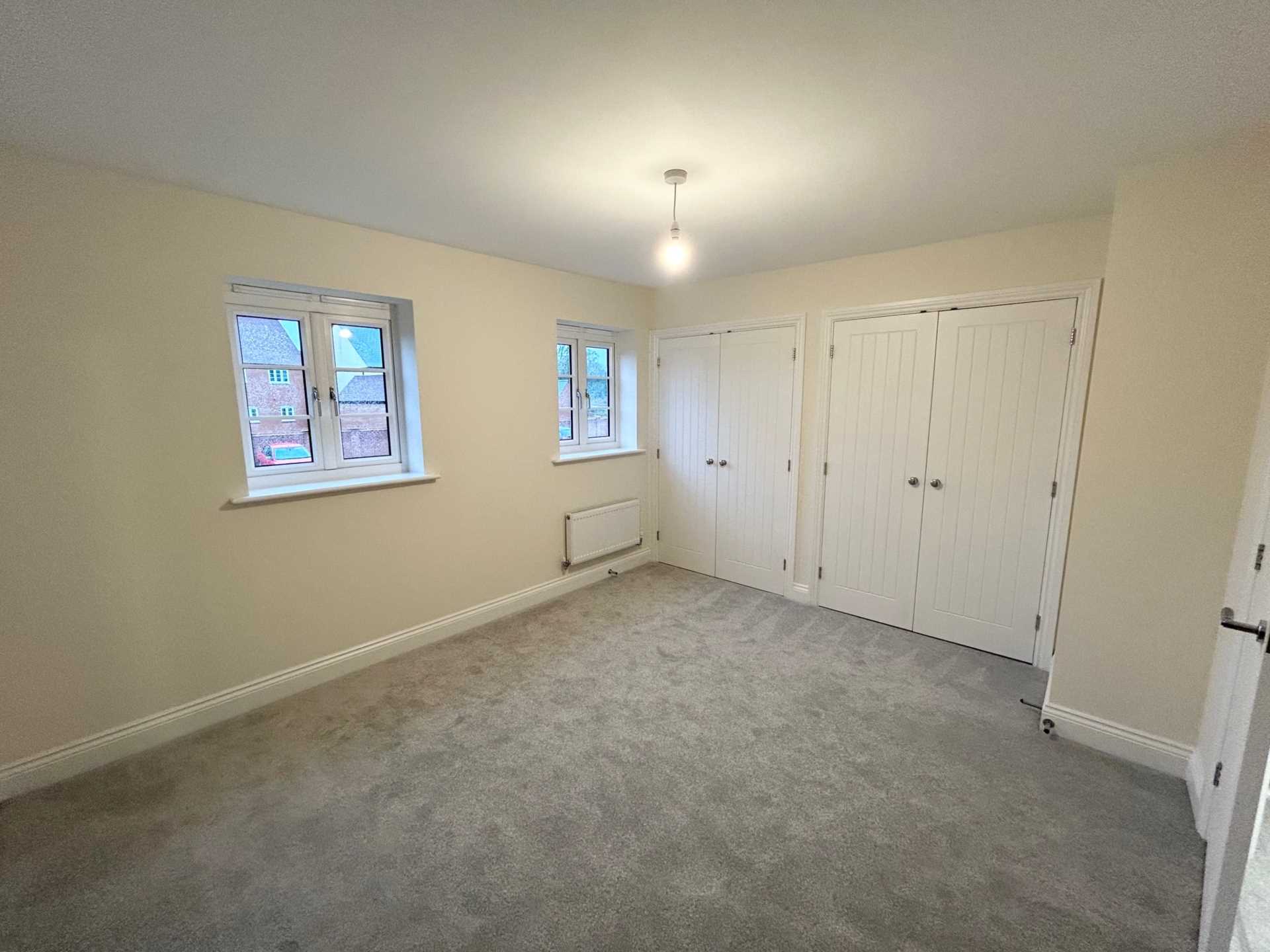 Field View, Brackley, Image 5