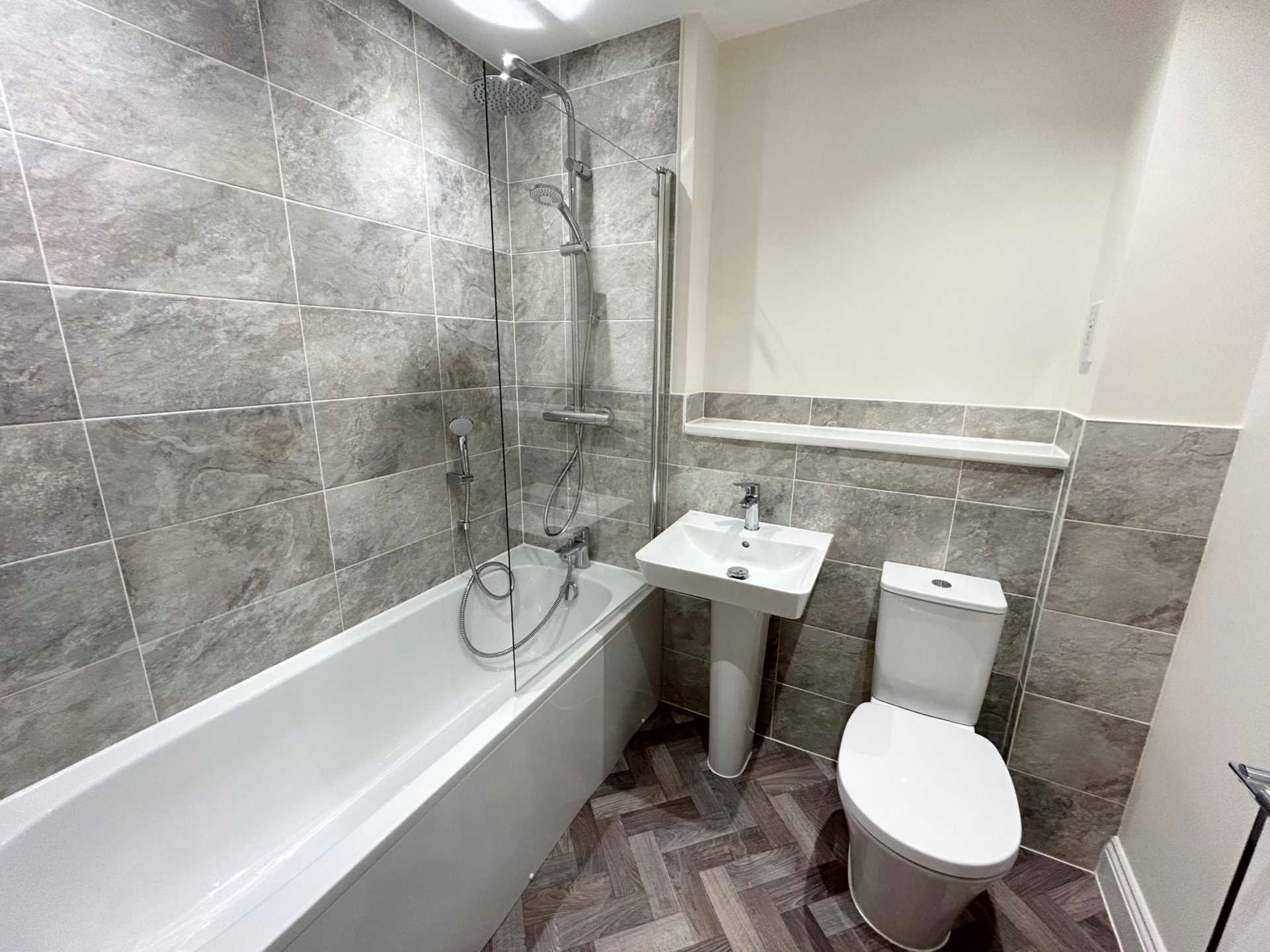 Field View, Brackley, Image 7