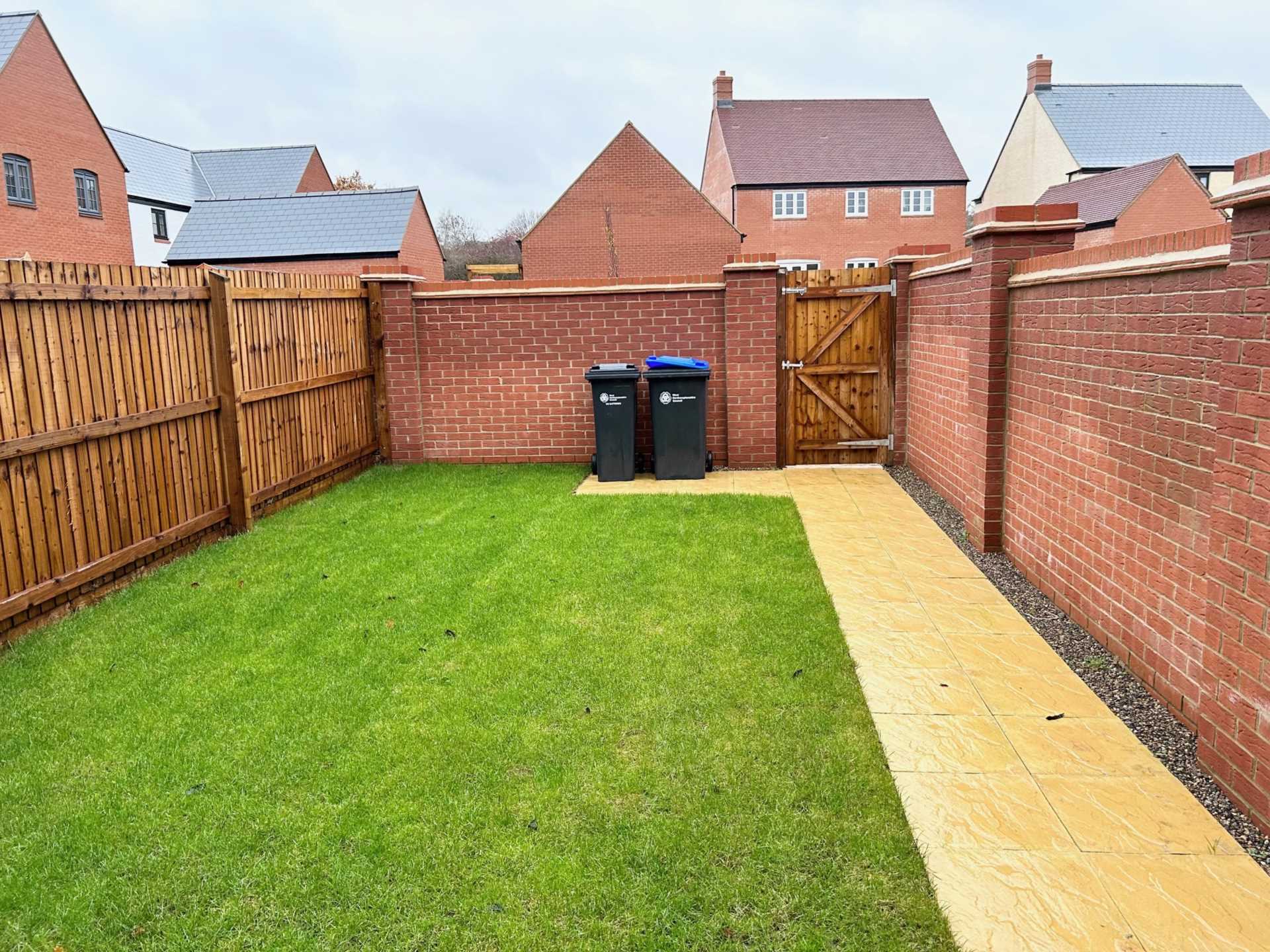 Field View, Brackley, Image 9