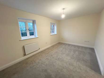 Field View, Brackley, Image 6