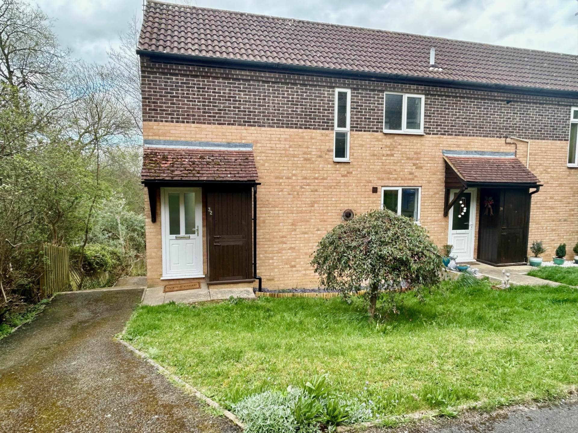 The Camellias, Banbury, Image 1