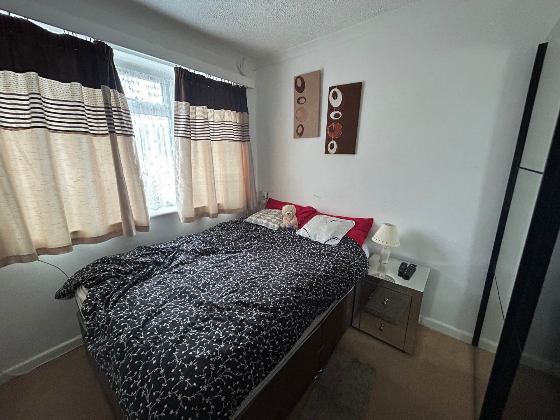 Westbeech Court, Banbury, Image 6