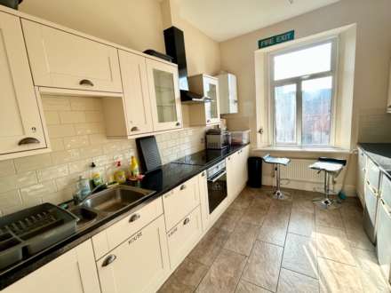 High Street, Banbury, Image 8