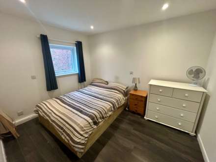 Causeway, Banbury, Image 6