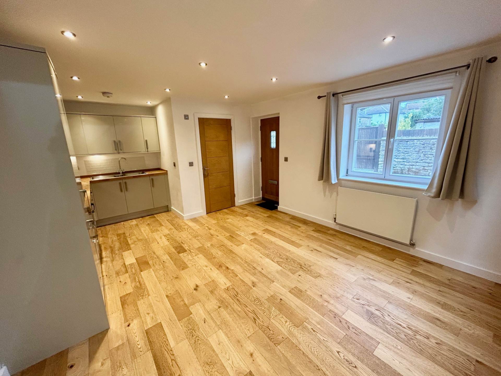 Halls Lane, Brackley, Image 4