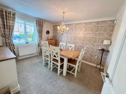 Ellison Drive, Banbury, Image 2