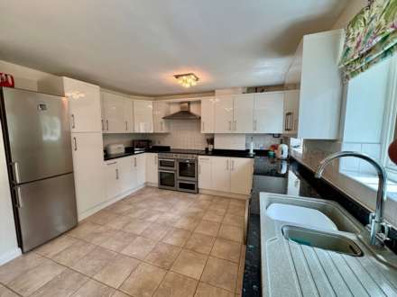 Ellison Drive, Banbury, Image 6