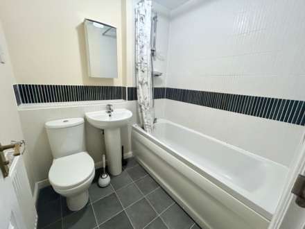 Lord Fielding Close, Image 9