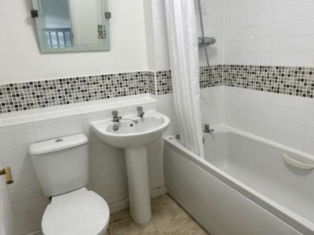 Winter Gardens Way, Banbury, Image 7