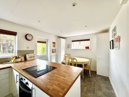 Woodgreen Avenue, Banbury, Image 11