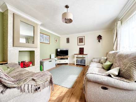 Woodgreen Avenue, Banbury, Image 2