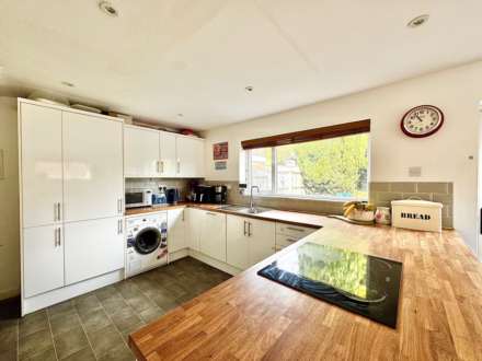 Woodgreen Avenue, Banbury, Image 3