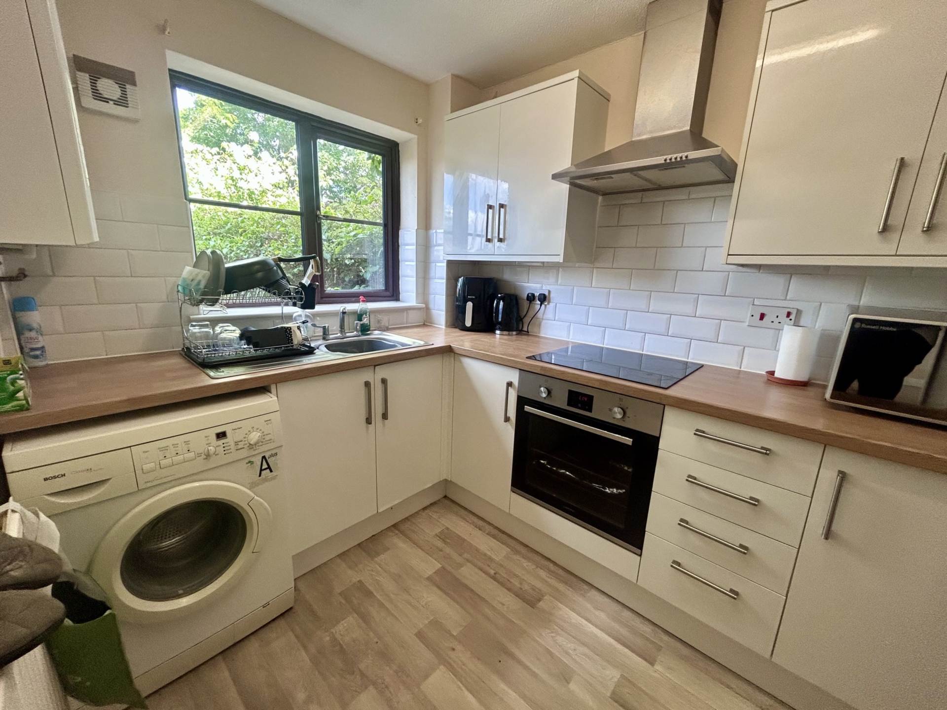 Medina Gardens, Bicester, Image 1