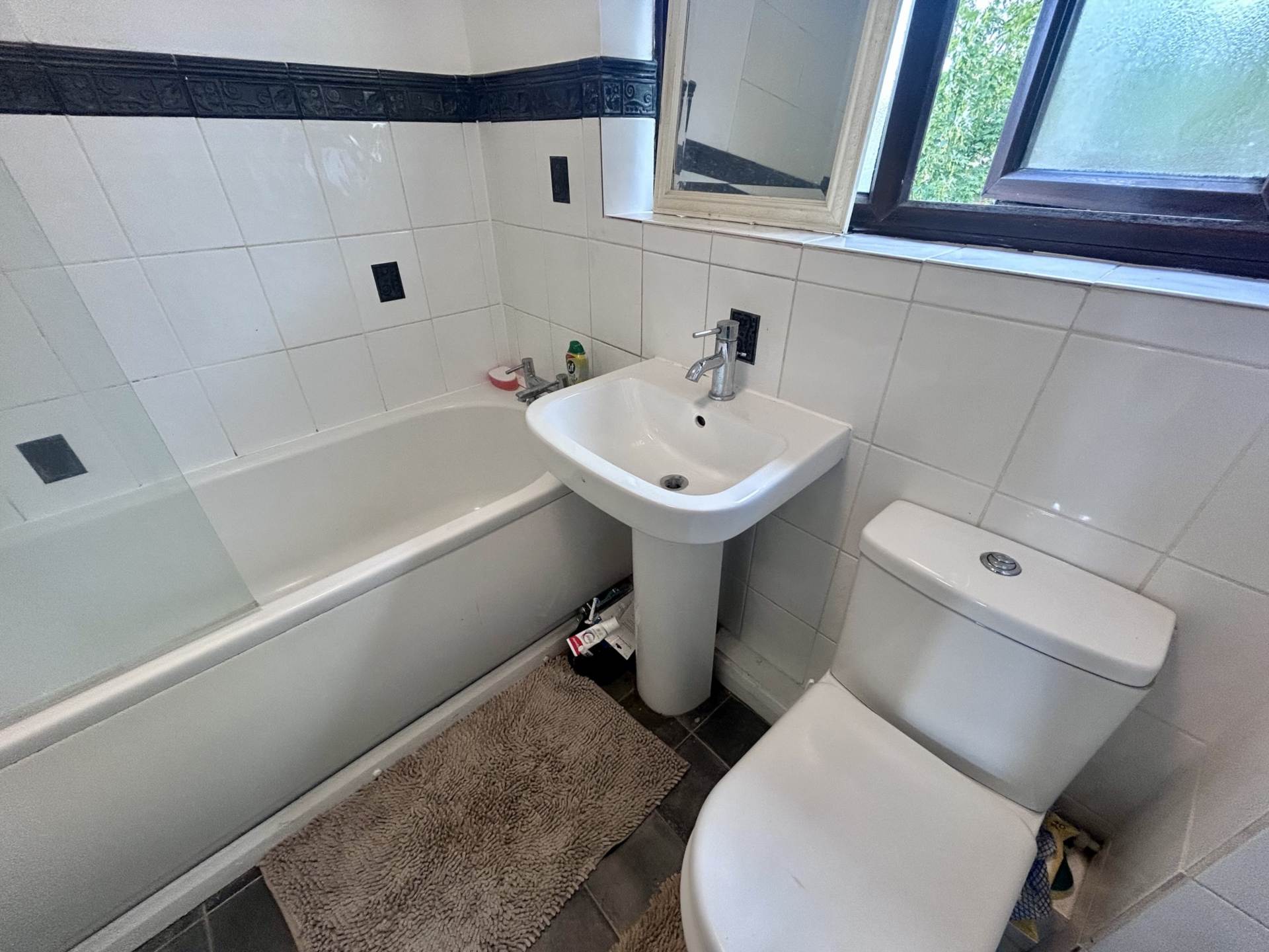 Medina Gardens, Bicester, Image 7