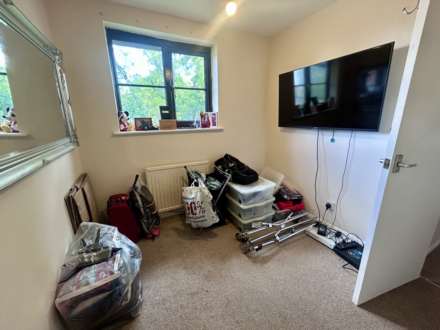 Medina Gardens, Bicester, Image 6