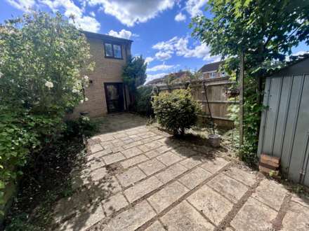 Medina Gardens, Bicester, Image 8