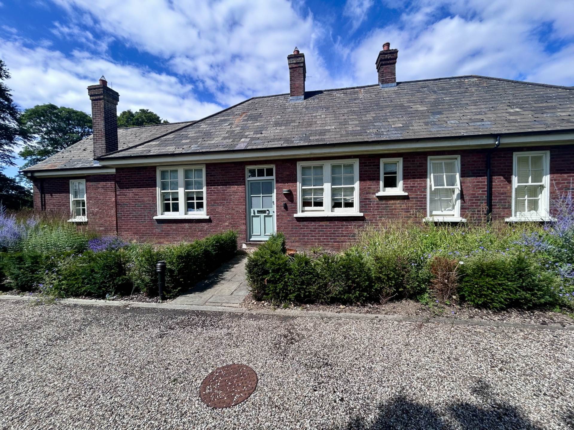 The Parade, Caversfield, Image 11