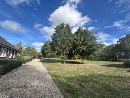 The Parade, Caversfield, Image 14