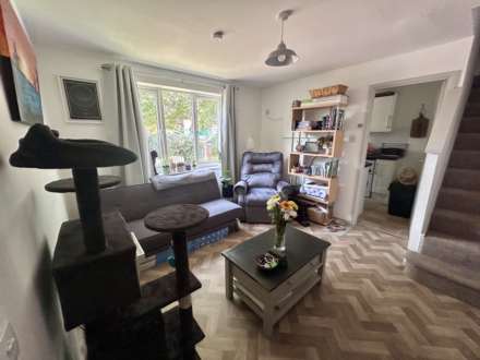 Moor Pond Close, Bicester, Image 3