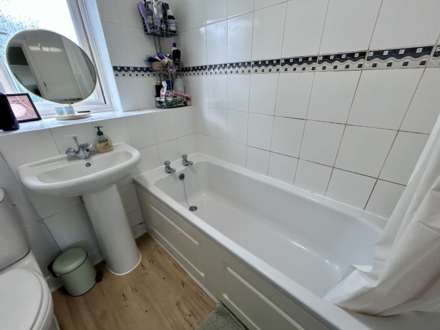 Moor Pond Close, Bicester, Image 6