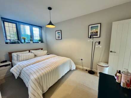 The Courts, Warwick Road., Image 14