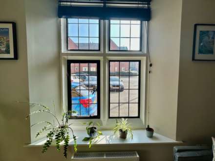 The Courts, Warwick Road., Image 6