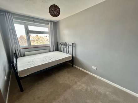 Goodrington Close, Banbury, Image 5