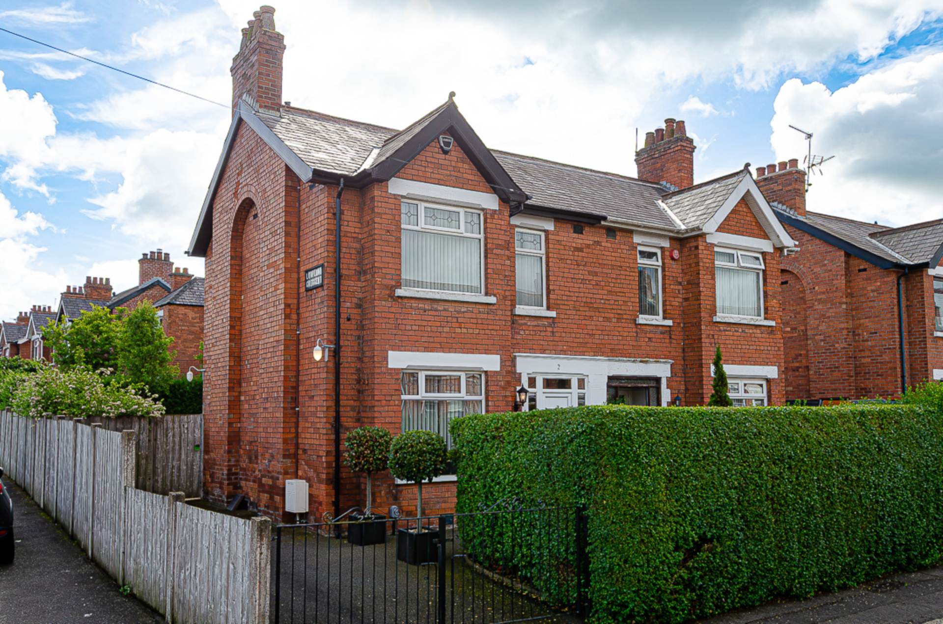 2 Gibson Park Gardens