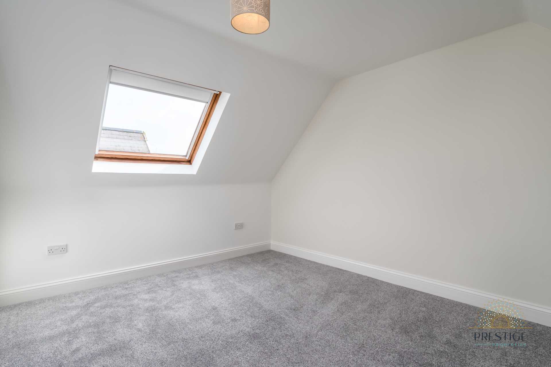 ST CLEMENT, Image 14