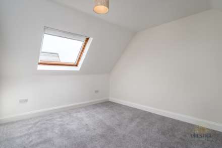 ST CLEMENT, Image 14